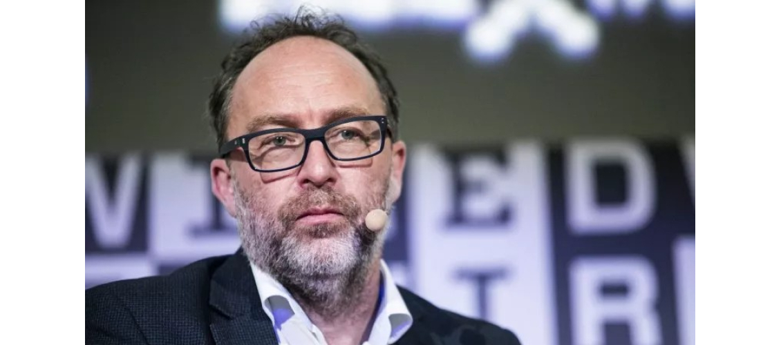 Сооснователь Википедии (Wikipedia) Джимми Уэйлс (Jimmy Wales) на конференции в Милане, Италия (25 мая 2019 года)