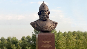 Бюст Ермака Тимофеевича (Омск) Бюст Ермака Тимофеевича (Омск)
